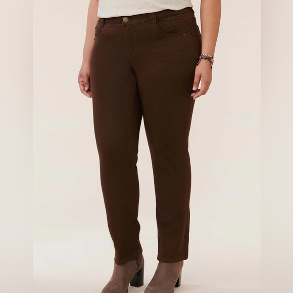 Democracy Plus Size Straight Leg Colored Jeans Chocolate Brown Size 16W - Picture 2 of 10